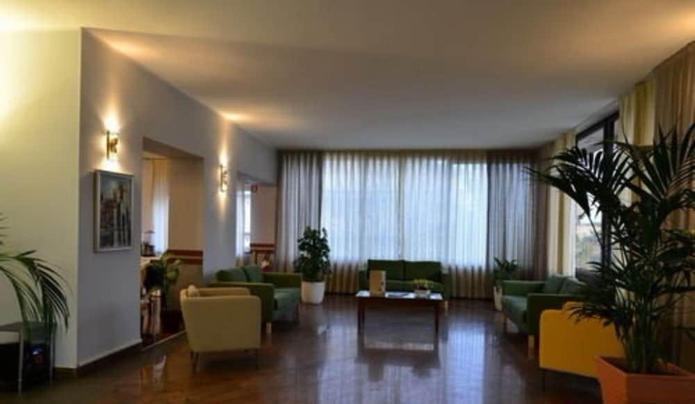 Hotel Bella Peschiera เปสเคียรา เดล การ์ดา ภายนอก รูปภาพ