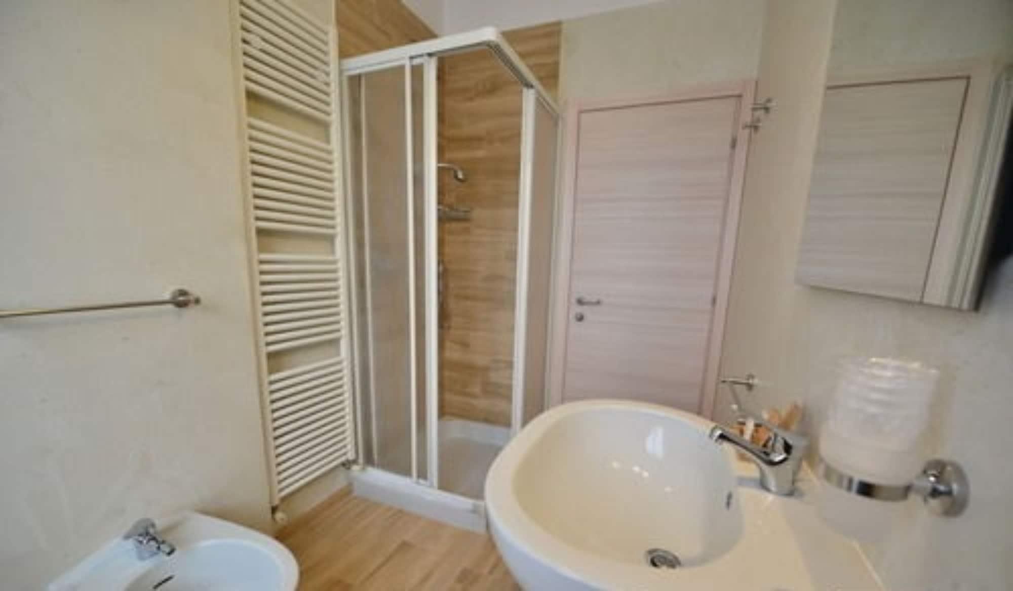 Hotel Bella Peschiera เปสเคียรา เดล การ์ดา ภายนอก รูปภาพ