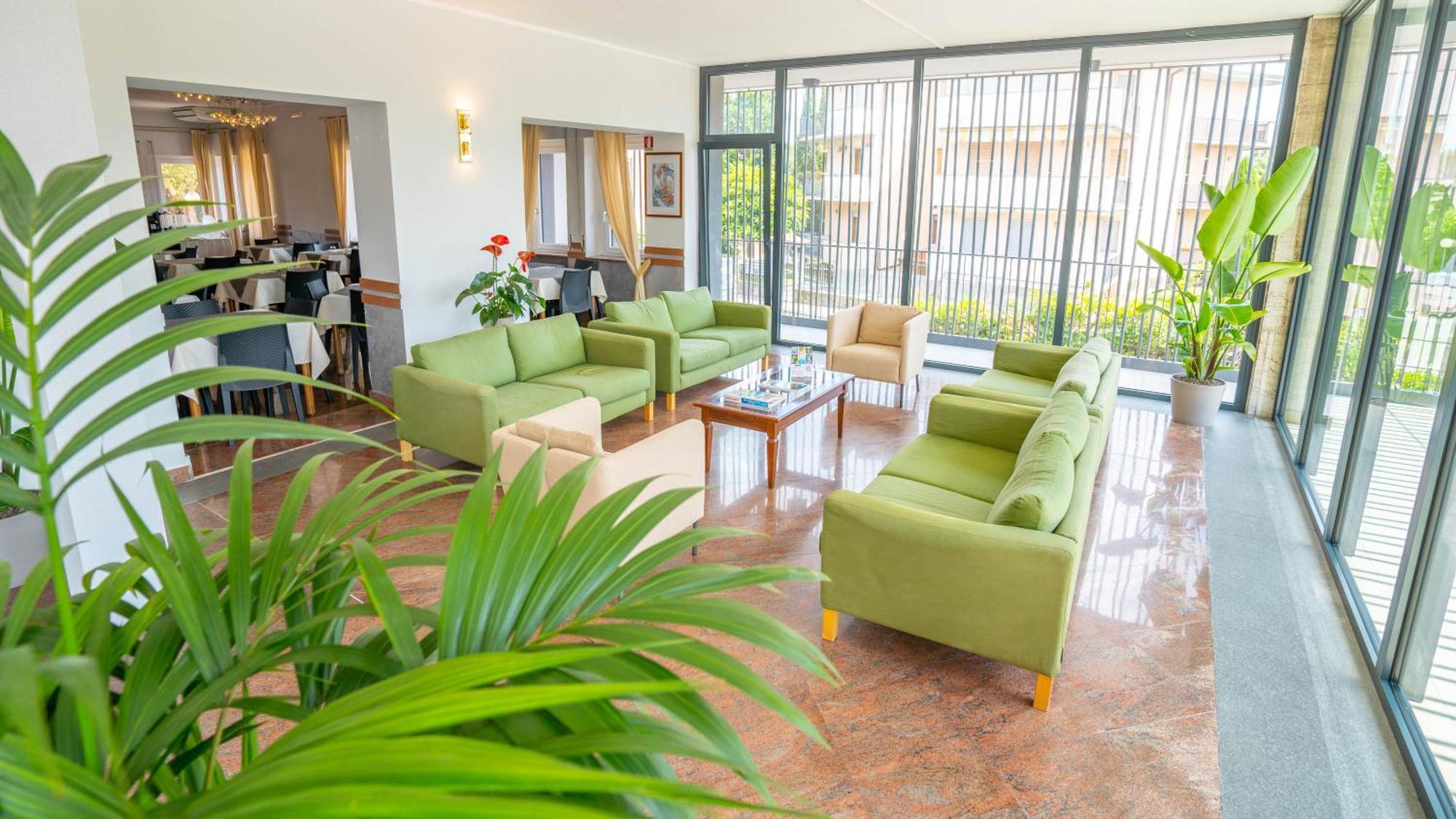 Hotel Bella Peschiera เปสเคียรา เดล การ์ดา ภายนอก รูปภาพ