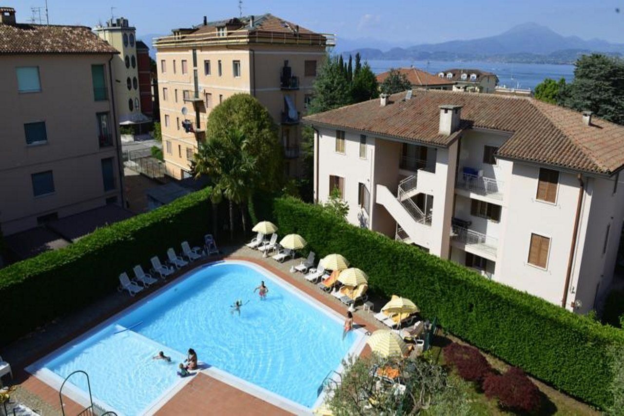 Hotel Bella Peschiera เปสเคียรา เดล การ์ดา ภายนอก รูปภาพ